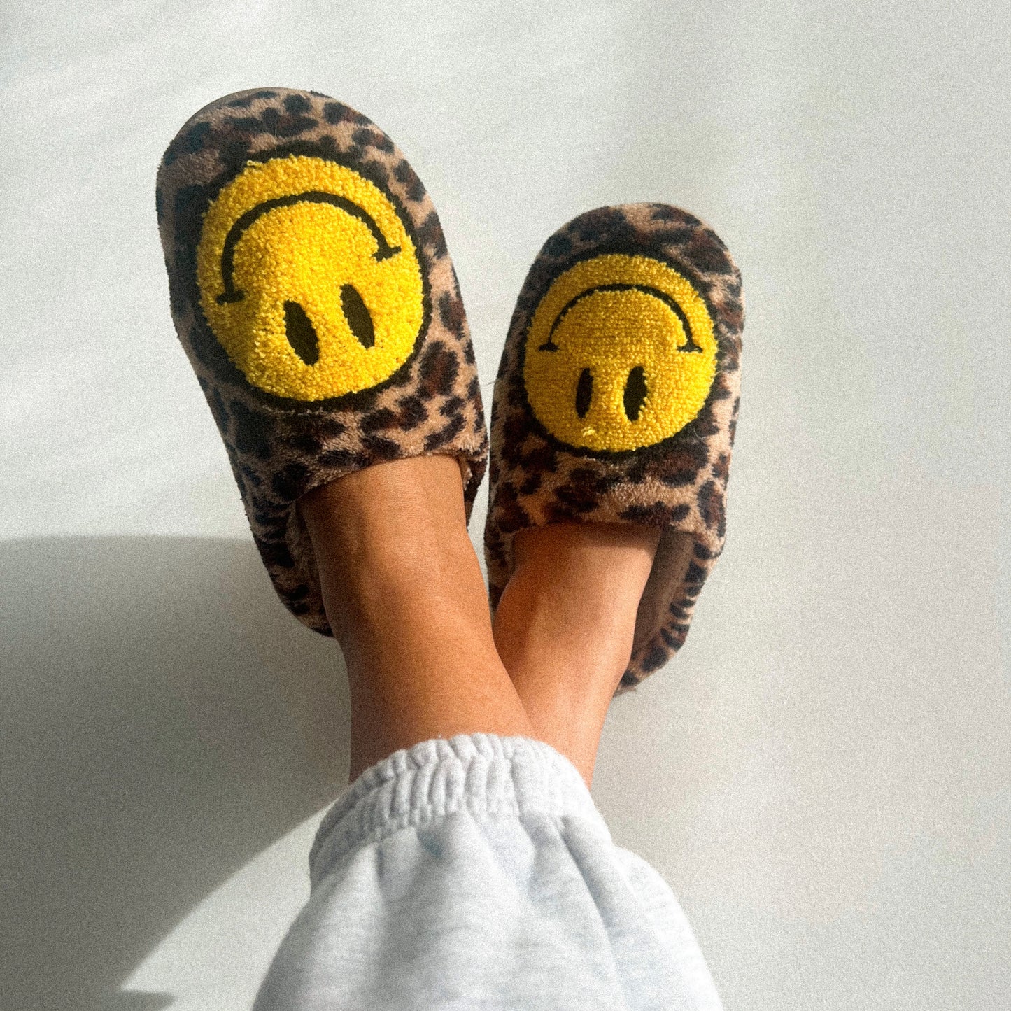 Happy Slippers - Leopard Print